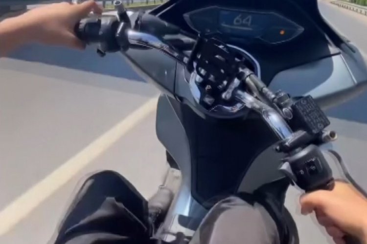 Antalya'da trafik g&uuml;venliğini tehlikeye atan motosiklet s&uuml;r&uuml;c&uuml;s&uuml;ne 15 bin lira ceza