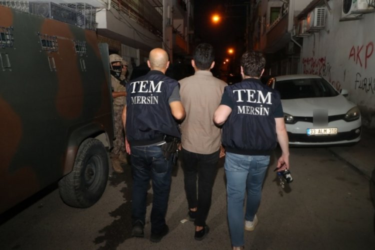 Mersin'de ter&ouml;r operasyonu: 12 kişi g&ouml;zaltına alındı