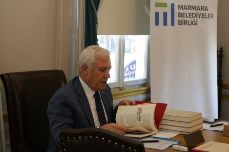 Marmara Belediyeler Birliği'nden Cumhuriyetin 100. yılı i&ccedil;in &ouml;zel armağan