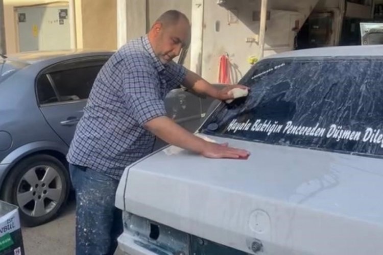 Manisa'da Seyir halindeyken bulduğu c&uuml;zdanı sahibine teslim etti