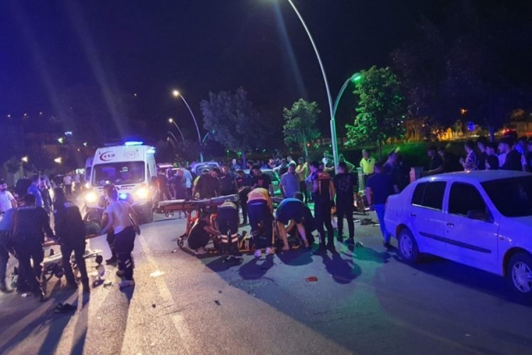 Amasya'da feci kaza 2 motorcu kafa kafaya &ccedil;arpıştı 2 &ouml;l&uuml; 2 yaralı