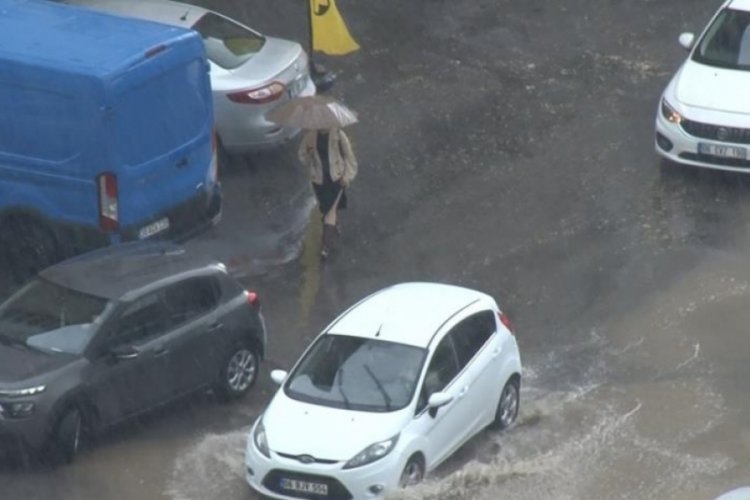 Kayseri'de kısa s&uuml;re yağan yağmur etkili oldu