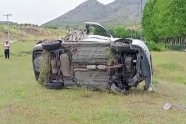 Tokat'ta otomobil şarampole devrildi: 3 &ouml;l&uuml; 3 yaralı
