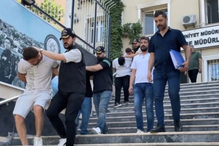 Jigolo &ccedil;etesinden akılalmaz oyun! binlerce vatandaşın bilgilerini &ccedil;aldılar
