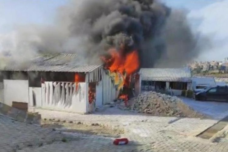 Hatay'da depremzedelerin kaldığı prefabrik evlerinde korkutan yangın