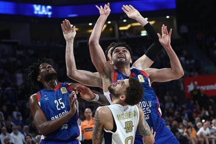 Fenerbah&ccedil;e Beko, Anadolu Efes'i farklı ge&ccedil;ti!