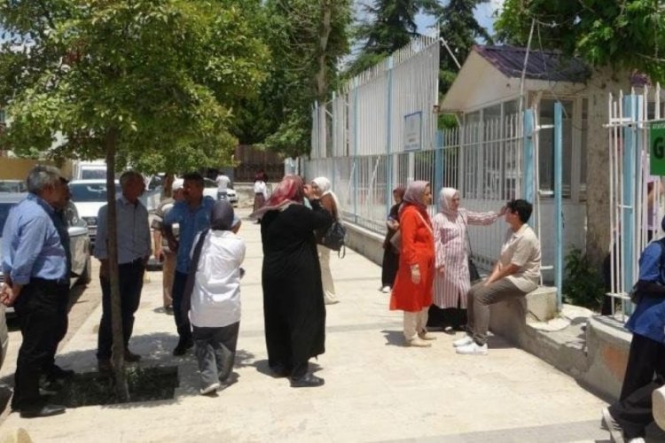 Üçüncü ve son oturum YDT saat 15.45'te başladı 