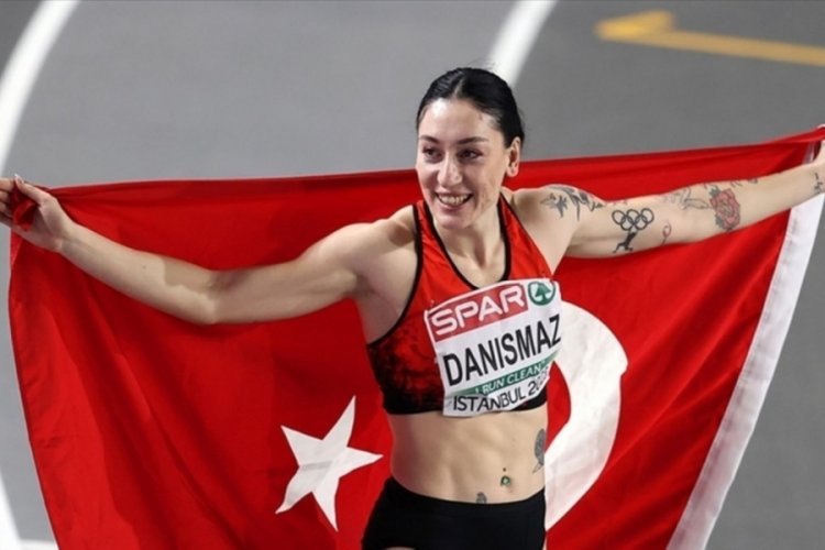 Tuğba Danışmaz, T&uuml;rkiye rekoruyla Paris yolcusu!
