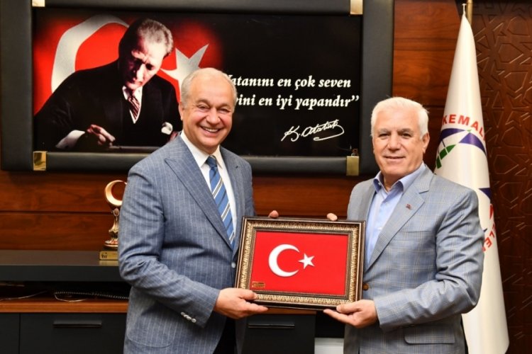 Bursa'da Başkan Bozbey ve Erdem 5 yıllık yatırım planları i&ccedil;in buluştu