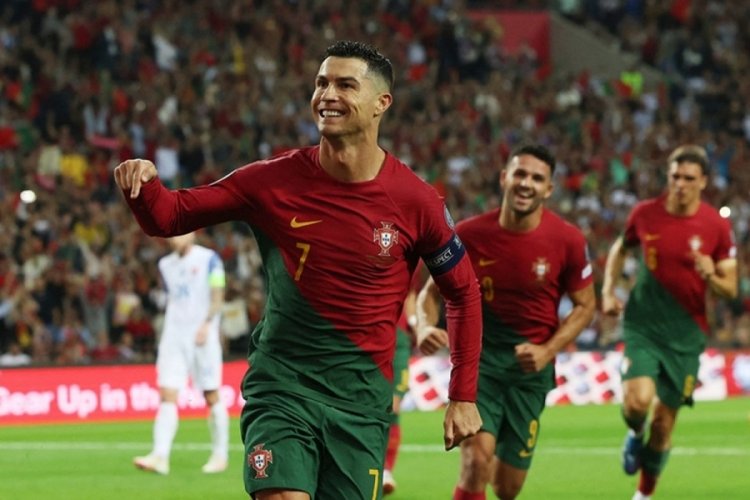 Ronaldo yine zirvede