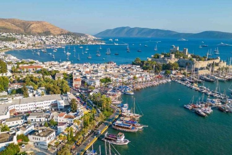 Bodrum bu yıl da y&uuml;ksek fiyatlarıyla g&uuml;ndem olmaya devam ediyor