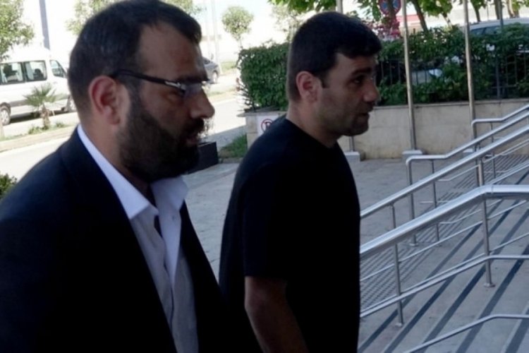 Og&uuml;n Samast, yine hakim karşısında: Adliyeden tespih sallayarak &ccedil;ıktı