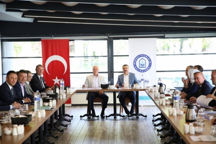 B&uuml;y&uuml;kşehir Belediye Başkanı Bozbey: Bursa'mızın hak ettiği hizmeti almasını sağlayacağız