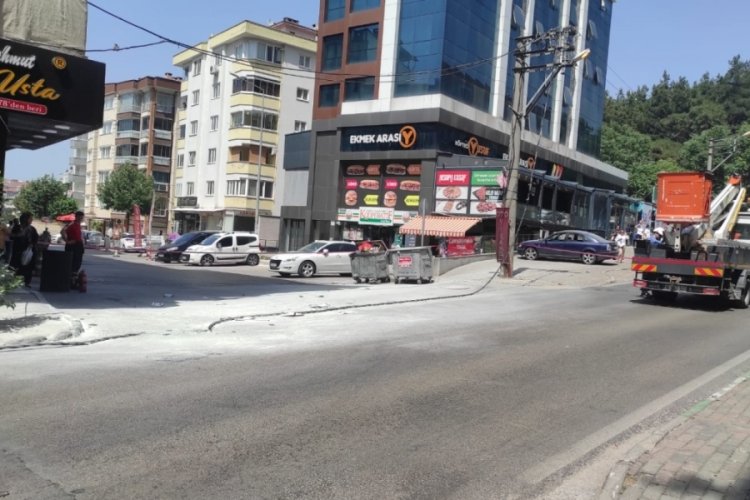 Bursa'da elektrik direğinde patlama!