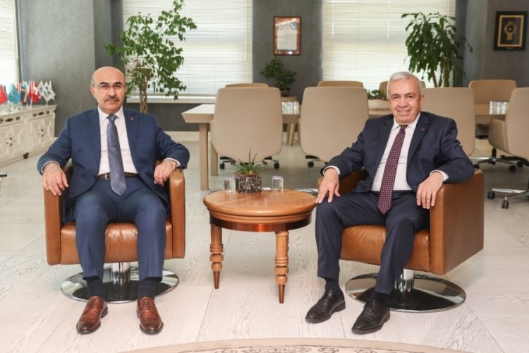 Bursa Valisi Demirtaş'tan Başkan &Ouml;zdemir'e ziyaret