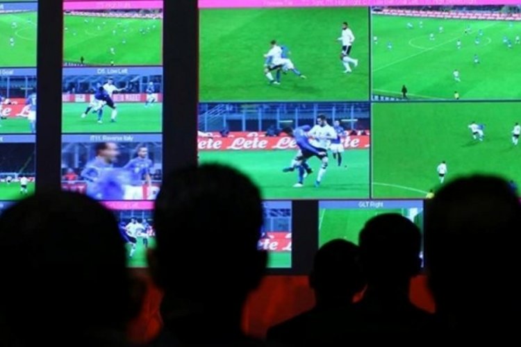 UEFA'dan VAR kararı: EURO 2024'te pozisyonlar ekrana yansıtılacak