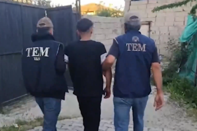 Ter&ouml;r &ouml;rg&uuml;t&uuml;ne Bozdoğan-42 operasyonu! 58 kişi yakalandı