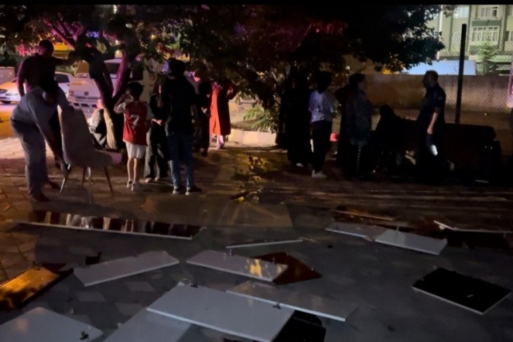 Elazığ'da anne ve babasını d&ouml;ven şahıs polise pompalıyla karşı koydu