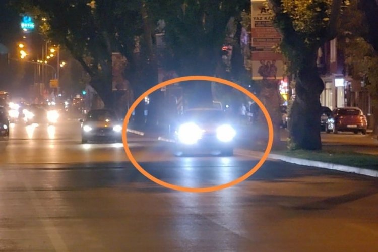 Bursa'da geri viteste 1 kilometre ilerledi!