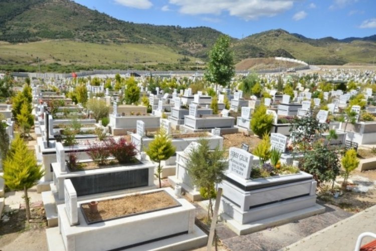 Mudanya Belediyesi'nden mezarlıklara &uuml;cretsiz ulaşım kolaylığı