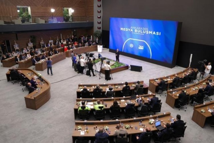 Bakan Yerlikaya'dan tepki: Hi&ccedil; hoşlanmıyorum, basın &ouml;zg&uuml;rl&uuml;ğ&uuml;yle ne alakası var?