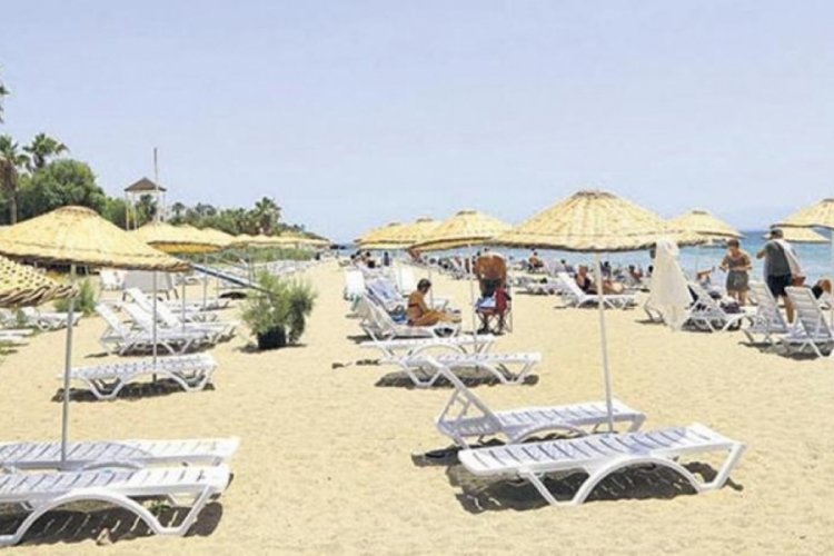 Antalya'da halk plajlarına bin 530 şezlong getirildi