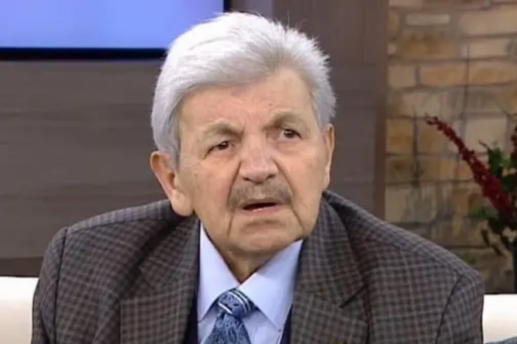 İlahiyat&ccedil;ı Yusuf Kavaklı hayatını kaybetti