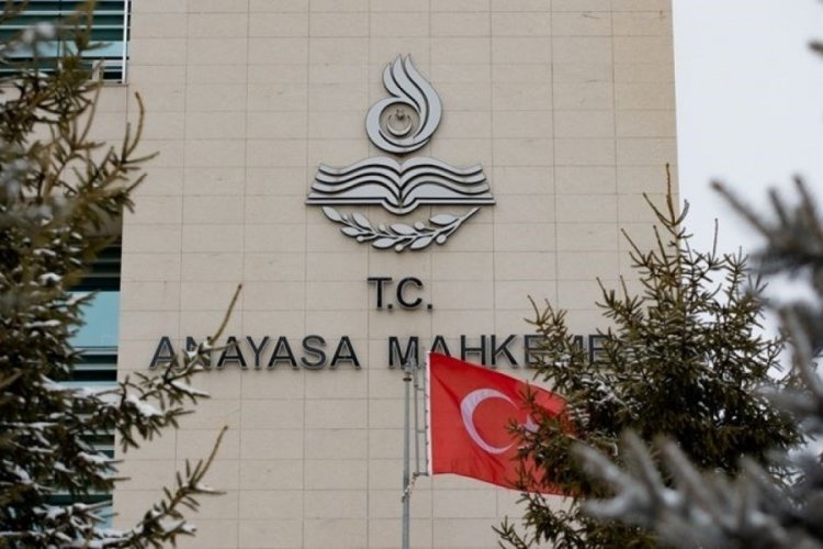 AYM'den karar: Adalet ve &Ouml;zg&uuml;rl&uuml;k Partisi'nin hukuki varlığı sona erdi