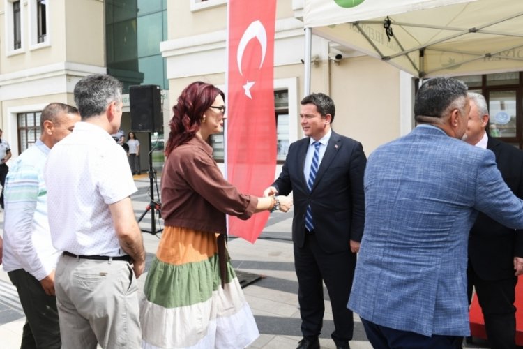 Bursa Osmangazi Belediye Başkanı Aydın personel ile bayramlaştı