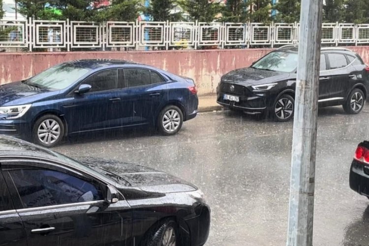 Tekirdağ'da dolu yağışı etkili oldu