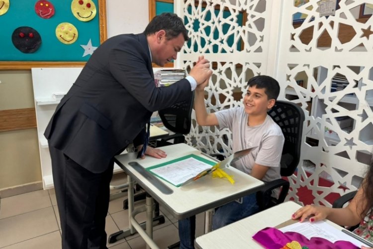 Osmangazi Belediye Başkanı aydın karne heyecanına ortak oldu