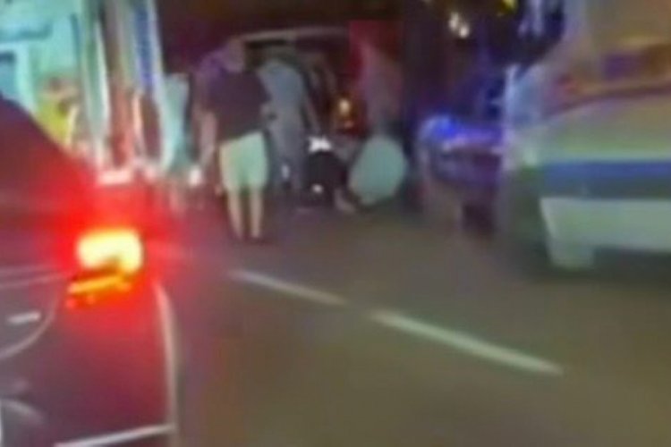 Bursa'da lastik değiştiren 4 kişiye araba &ccedil;arptı!