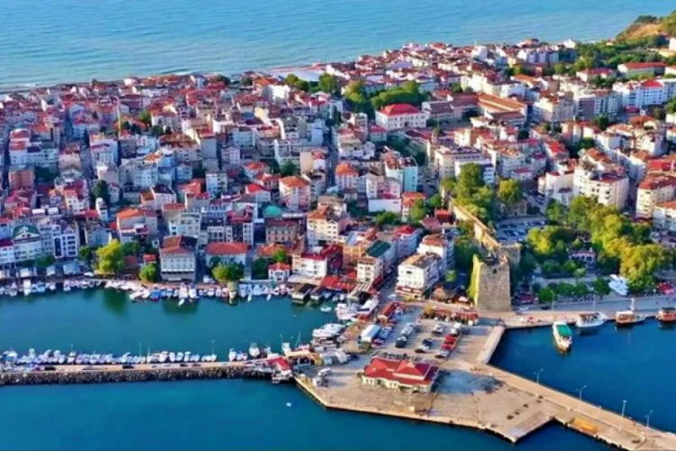 O ilde denize girmek yasak