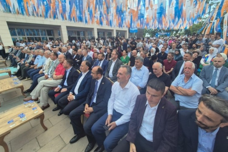 AK Parti Bursa İl Başkanlığı'nda bayramlaşma