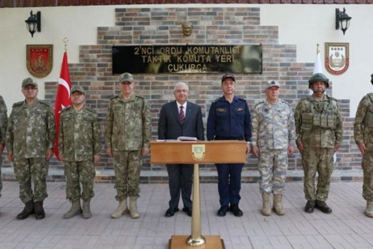 Bakan G&uuml;ler, &Ccedil;ukurca'daki 2'nci Hudut Tugay Komutanlığını ziyaret etti