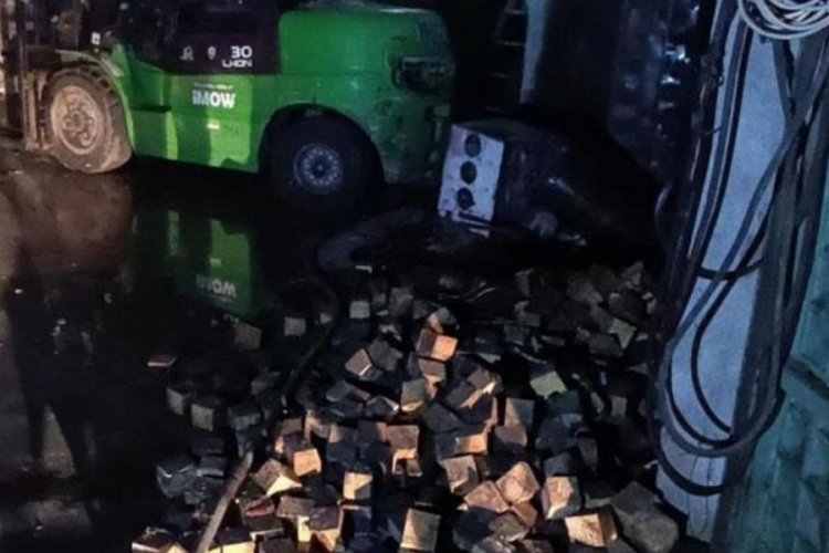 Manisa Turgutlu'da bir palet fabrikasında yangın &ccedil;ıktı!