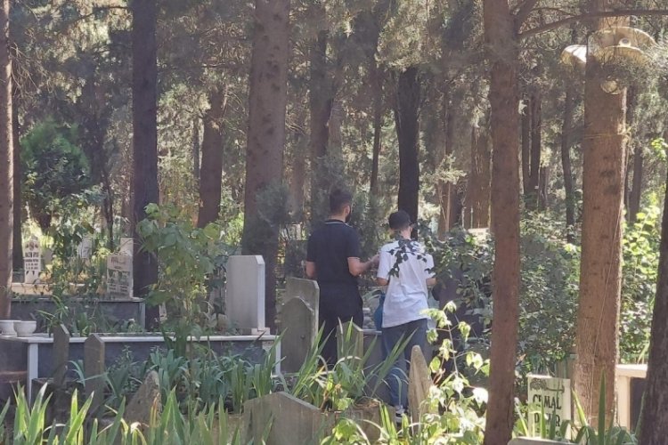 Bursa'da h&uuml;z&uuml;nl&uuml; bayram ziyareti&nbsp;