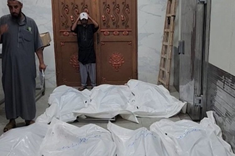 İsrail'in Refah'a saldırısında 9 kişi &ouml;ld&uuml;