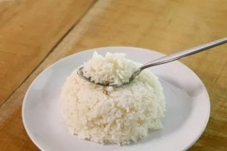 &Uuml;nl&uuml; pilavcıda 'bedava yemek' kavgası!