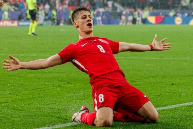 Real Madrid, Arda G&uuml;ler'i kutladı
