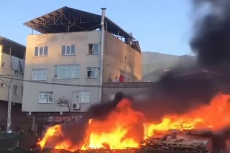 Bursa'da korkutan yangın!