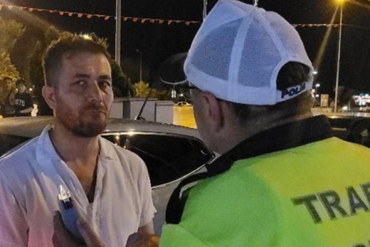 Motosikletliye &ccedil;arpıp ka&ccedil;tı! 2.27 promil alkoll&uuml; olduğu ortaya &ccedil;ıktı