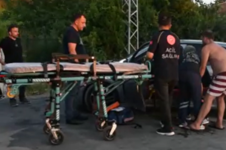 Sinop'ta iki ara&ccedil; &ccedil;arpıştı: 1 yaralı