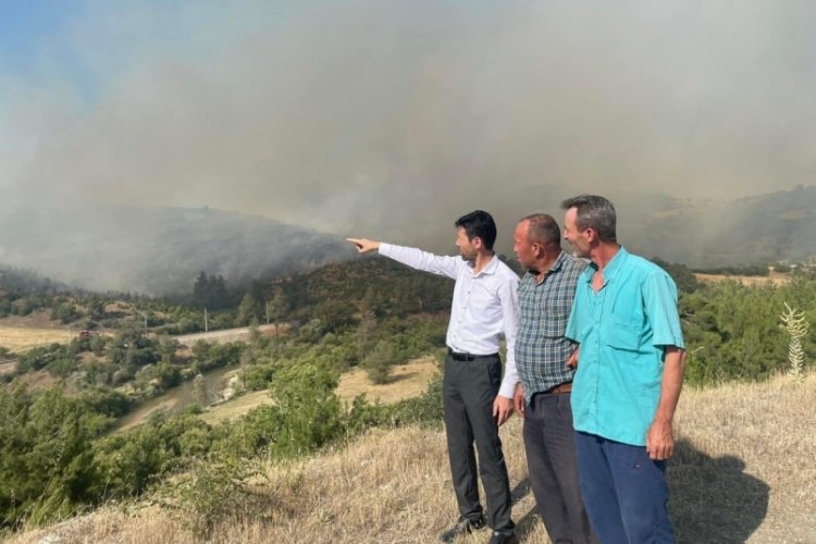 Bursa'daki orman yangınına havadan müdahale sürüyor