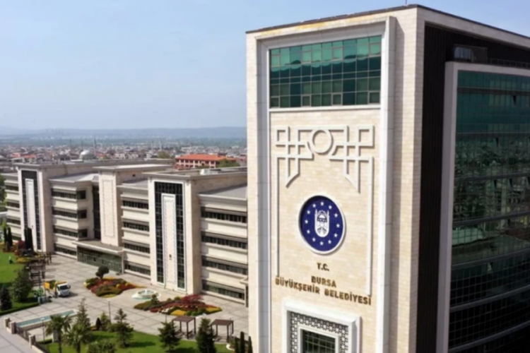 Bursa B&uuml;y&uuml;kşehir Belediyesi duyurdu! T&uuml;rkiye-Portekiz ma&ccedil;ı i&ccedil;in dev ekran kurulacak