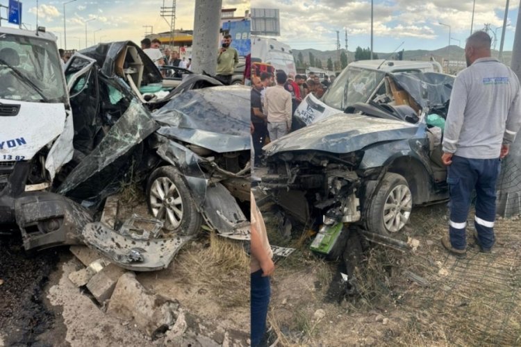 Ağrı'da feci kaza! &Ccedil;ok sayıda yaralı var
