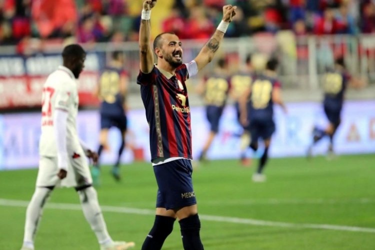 Ahmet İlhan &Ouml;zek Bursaspor'da&nbsp;