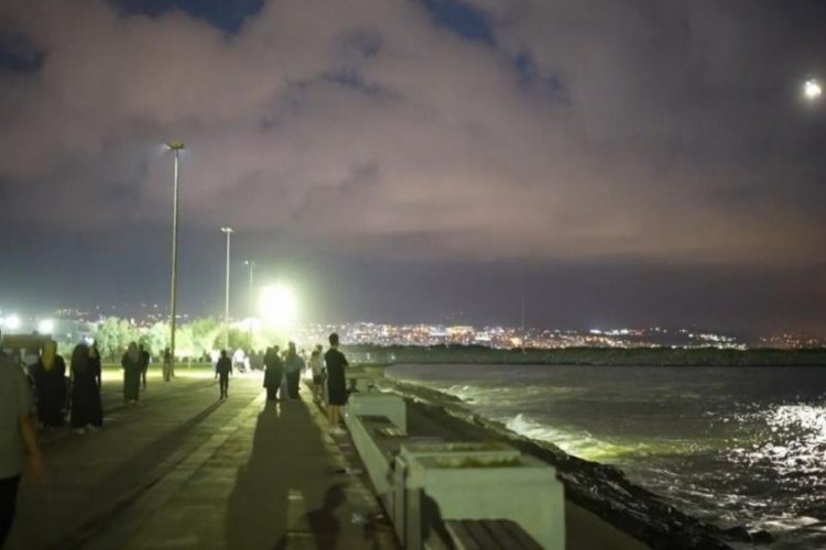 Kayıp ihbarı yapılan kadını ekipler denizde aradı