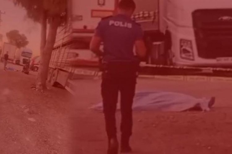 Eski eşini boğazından bı&ccedil;aklayıp, &ouml;lene kadar bekledi