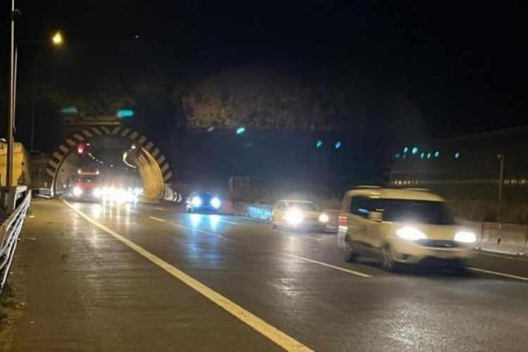 D&ouml;n&uuml;ş yolculuğu başladı! TEM Otoyolu'nun Bolu ge&ccedil;işinde trafik akıcı